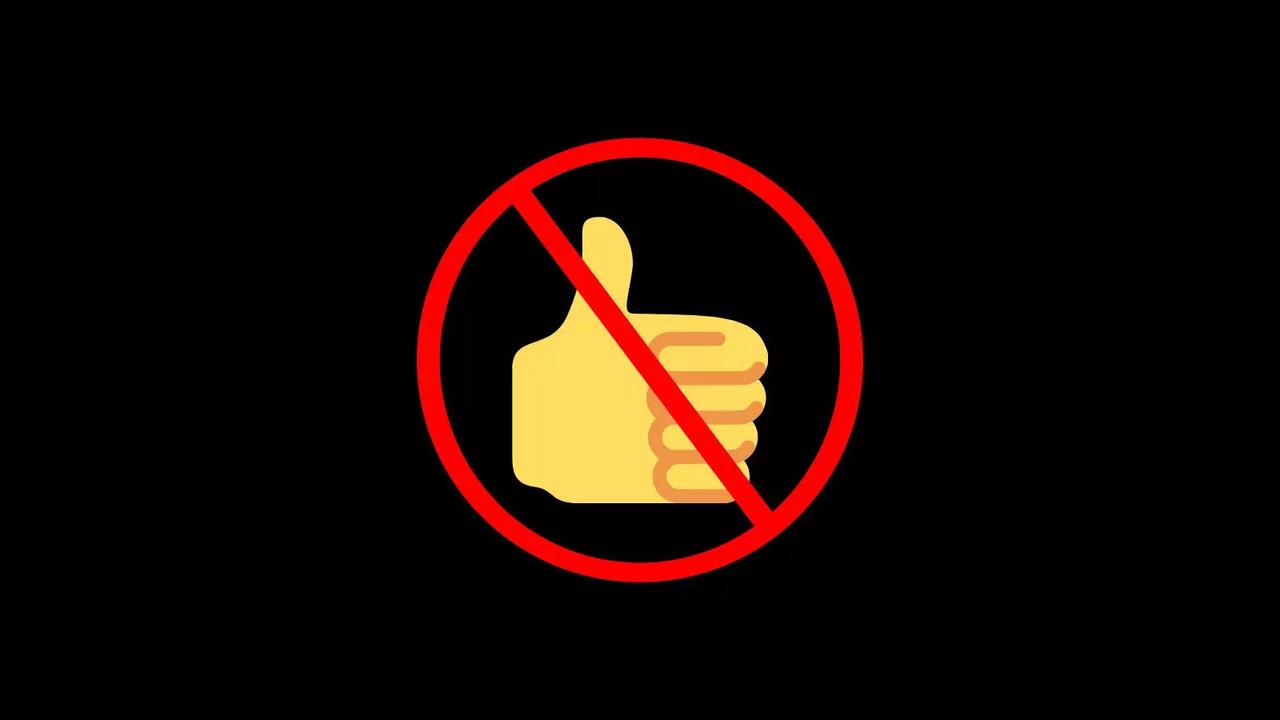 Gen Z wants to cancel the thumbs up emoji saying its '' passive aggressive '' and Rude.